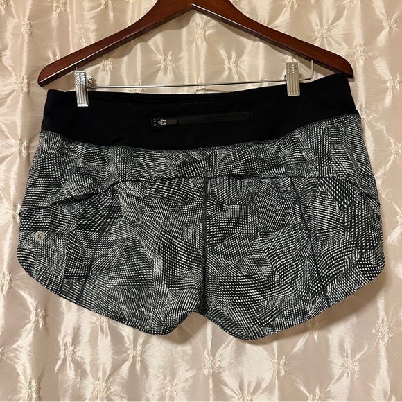 Lululemon Speed Up Short *2.5" Velocity Mesh Island Mist Black - Picture 6 of 15